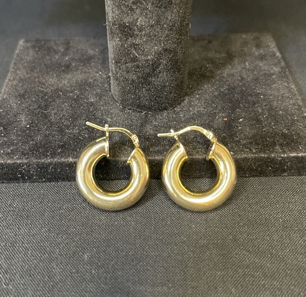 Vintage Signed 18 KGP Italy 1" Hoop Earrings Gold Plated - Picture 1 of 6